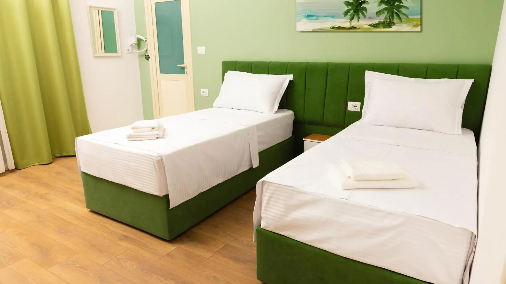 Hotel Vila Max Durres 2*,  Albania